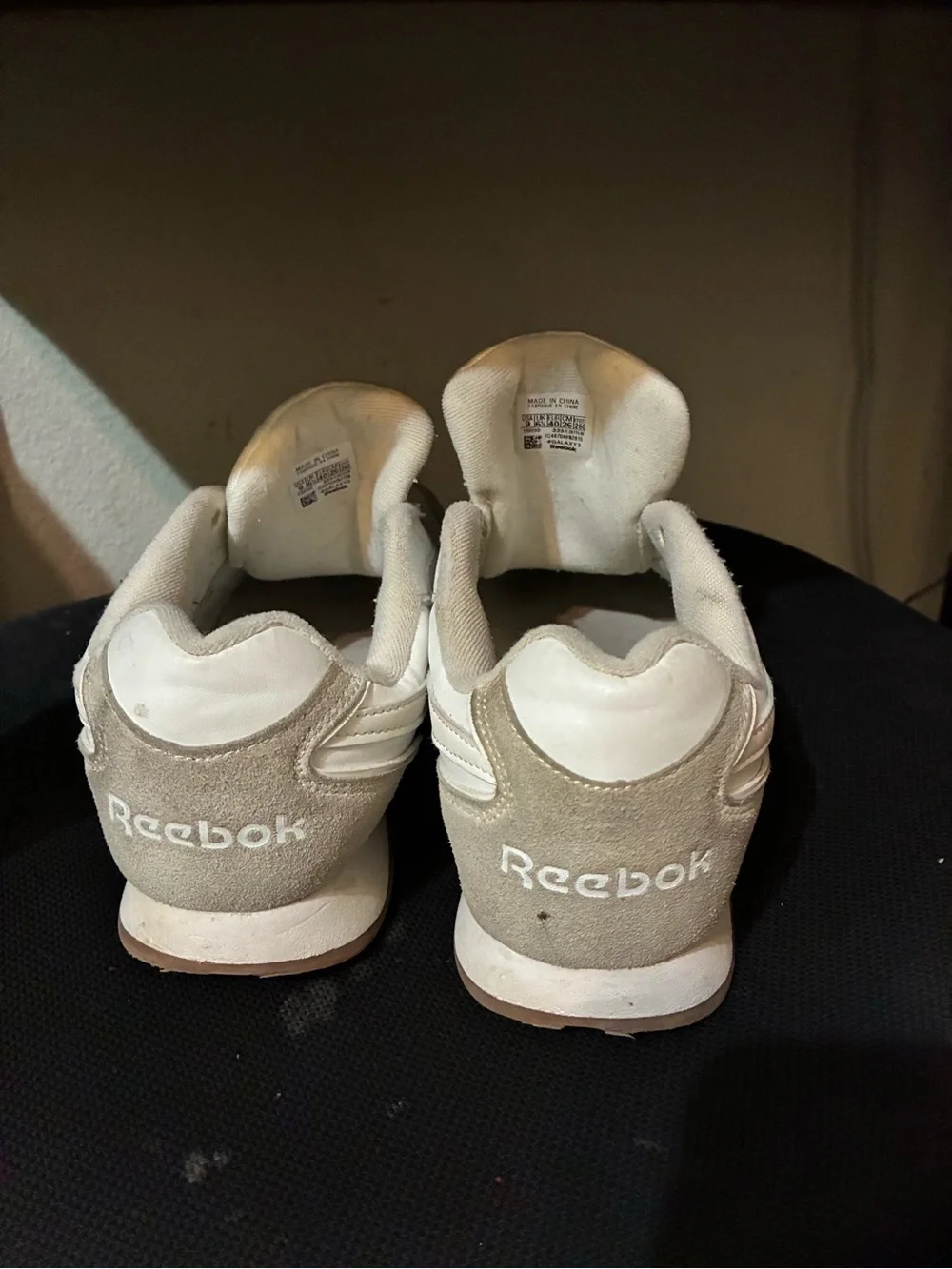Reebok Men's White and Light Gray Retro Sneakers